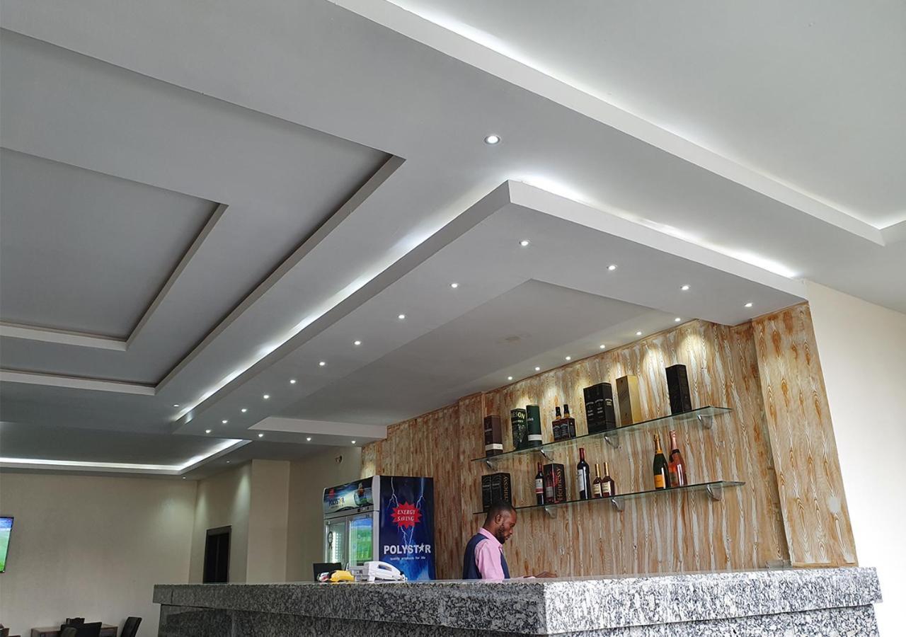Residency Hotel Lagos Airport Buitenkant foto
