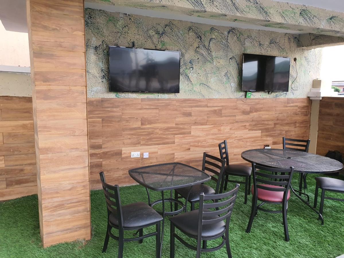 Residency Hotel Lagos Airport Buitenkant foto